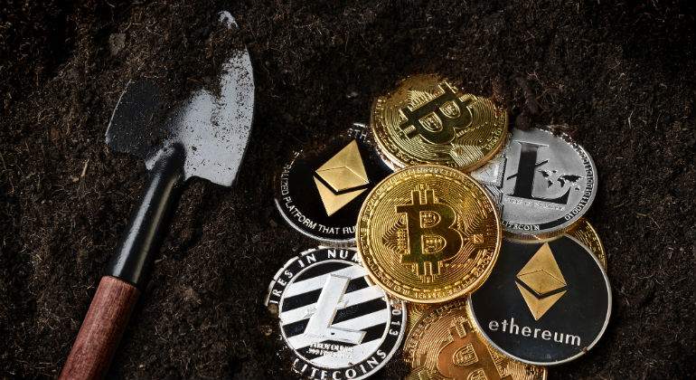 bitcoin-mineros-istock
